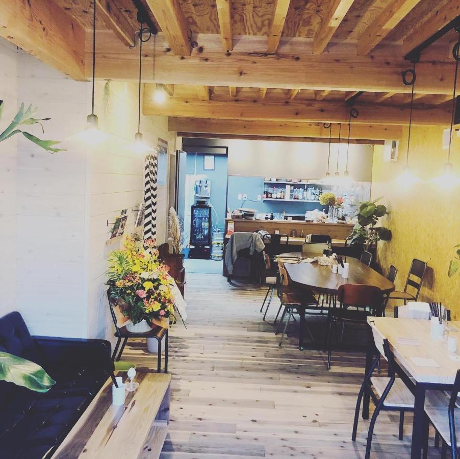 海と山に囲まれた静かな港町の オーシャンビュー 個室ゲストハウスeat&Stay Romey Шидзуока Екстериор снимка